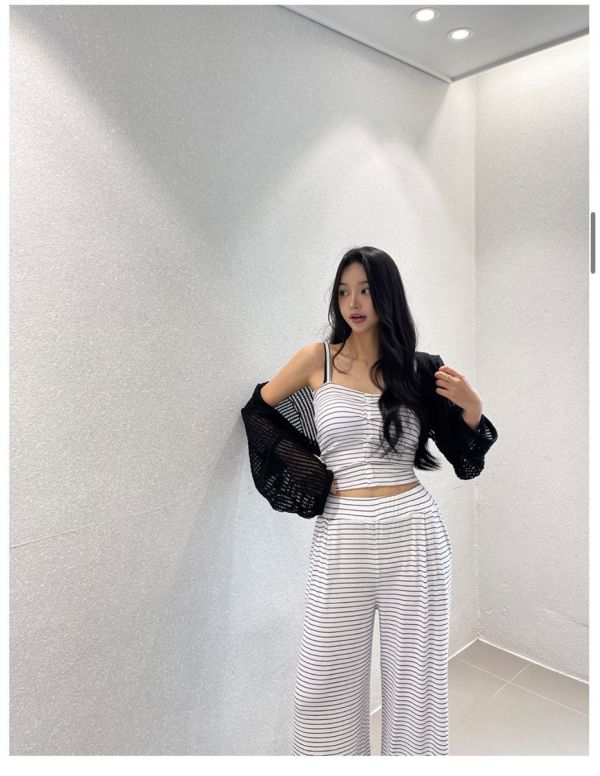 超顯瘦舒服條紋套裝(背心有帶罩杯) 