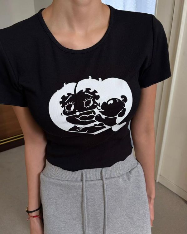 美式復古圓領上衣 