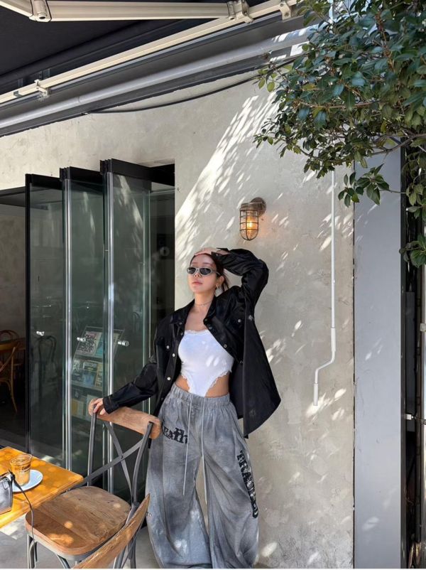 性感蕾絲邊不規則背心 