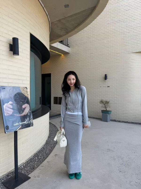 連帽短版棉質小外套/小包臀棉質反摺長裙 