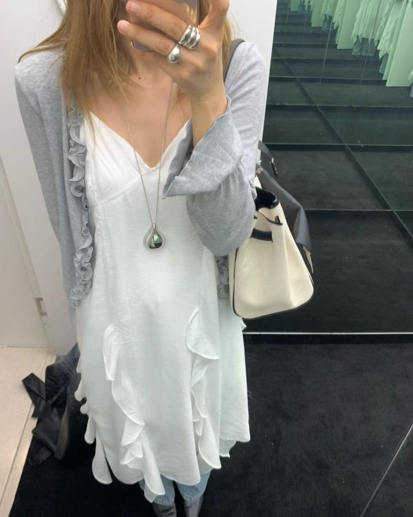 桃心領不規則裙襬細肩洋裝 