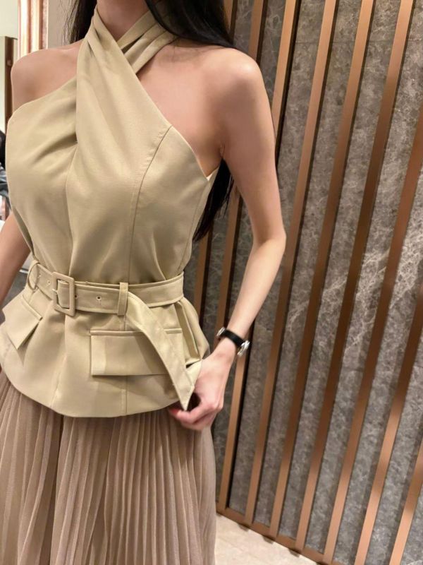 腰帶顯瘦無袖背心 