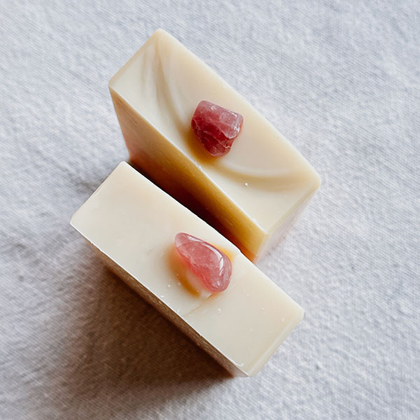 起舞｜杏花 蜂蜜 真正薰衣草 甜橙 花香、手工皂、島女