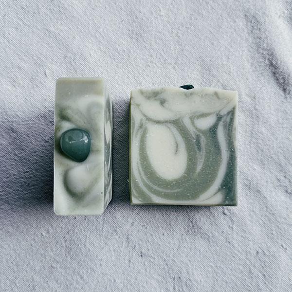 納庫魯森林｜迷迭香 茶樹 黑雲杉 