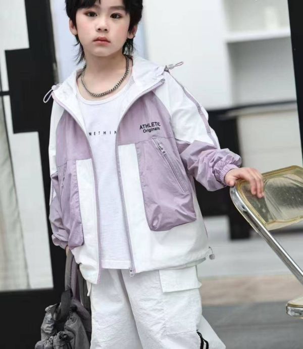 <<110-150>>霧紫時尚拉鍊外套 