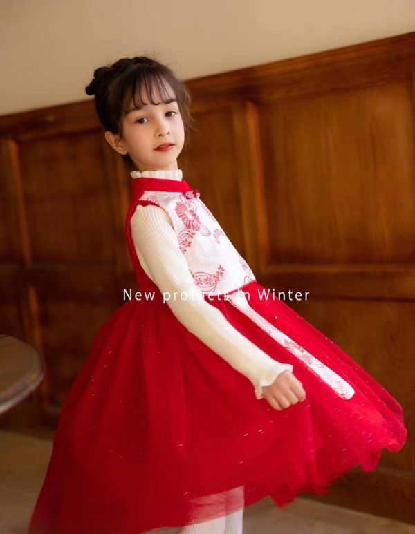 <<110-150>>花韻紅霞中式套裝 童裝禮服,紅色刺繡,復古風童裝,節日穿搭,中式風格,親膚面料,派對童裝,華麗禮服
