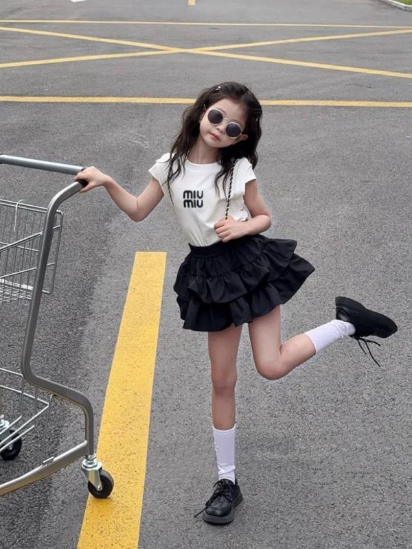 <<90-130>>黑曜精靈蛋糕裙 