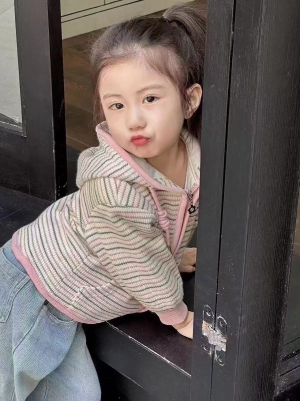 <<80-120>>條紋萌兔連帽拉鍊外套 