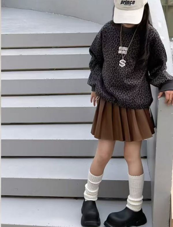 <<110-150>>潮流時尚豹紋加絨上衣(2色) 