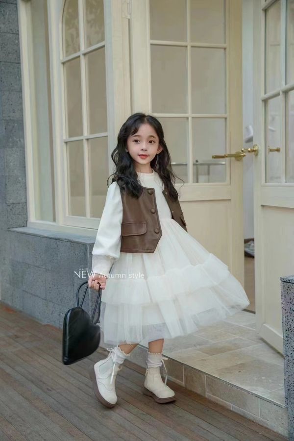 <<110-150>>棕色馬甲夢幻紗裙套裝 