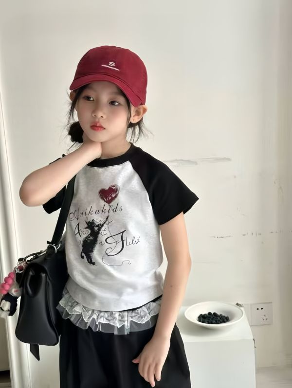 <<110-150>>俏皮貓語少女短版上衣 