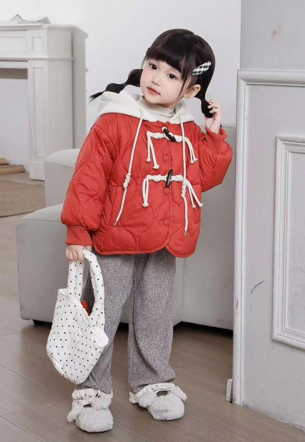 <<90-130>>復古風連帽夾棉外套 