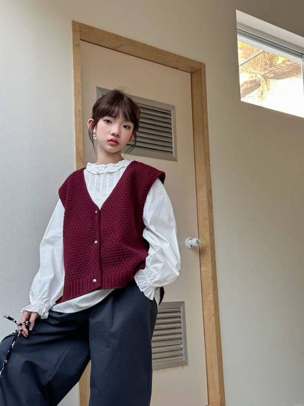 <<130-170>>學院風紅色V領套裝(上衣+背心) 