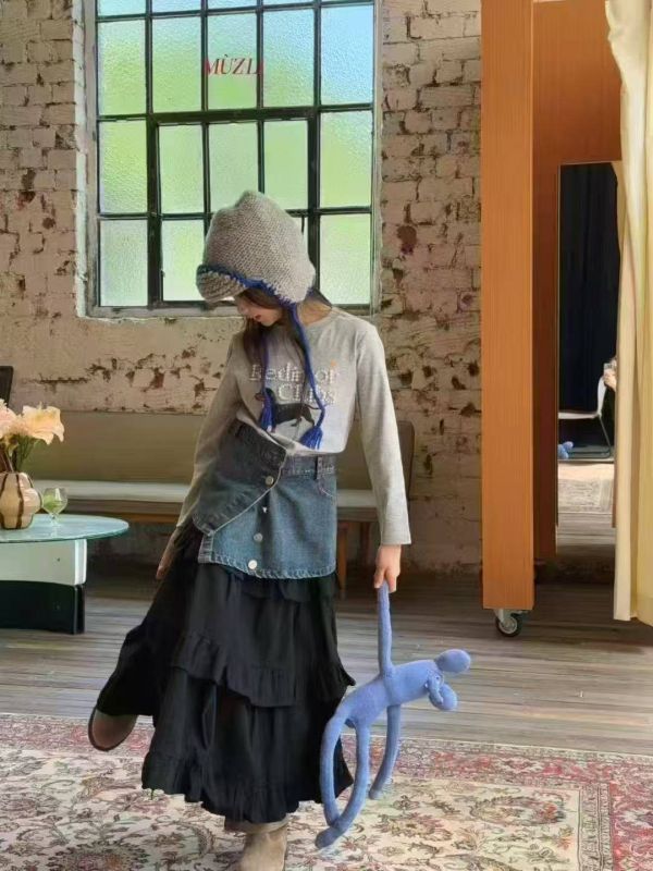 <<110-150>>藍色牛仔多褶黑裙潮流兩件式套裝 