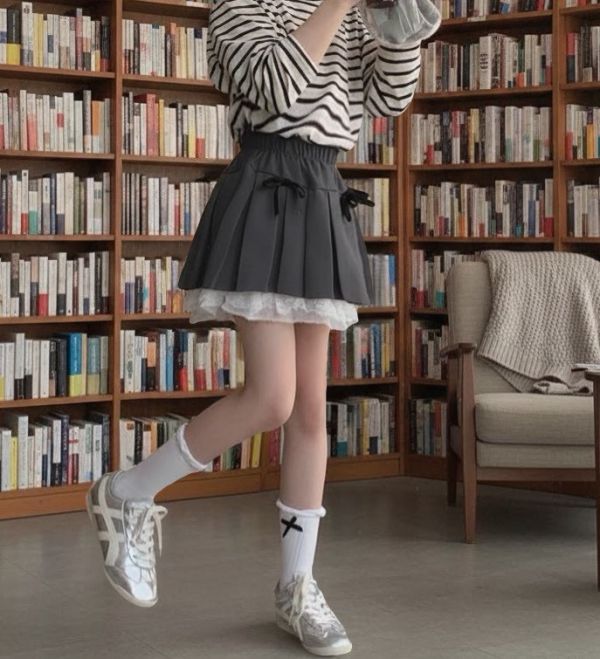 <<130-170>>學院毛呢蝴蝶結百褶裙 