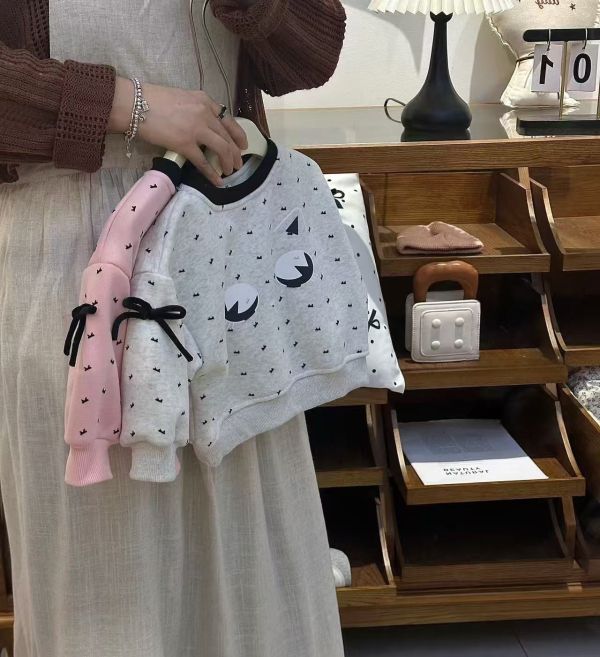 <<80-120>>俏皮喵星人加絨上衣 