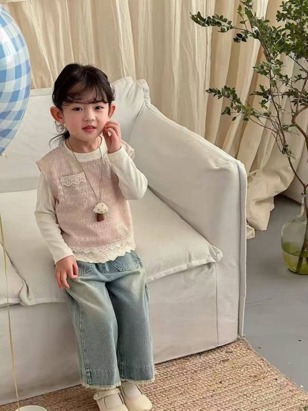 <<110-150>>幸福蕾絲甜美上衣(2色) 