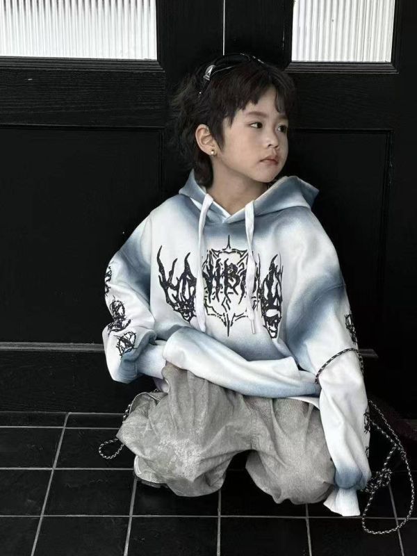 <<110-150>>潮酷漸變塗鴉帽T 