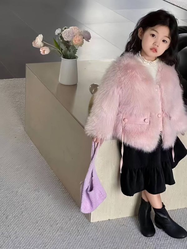 <<100-140>>月光柔羽毛毛外套(2色) 