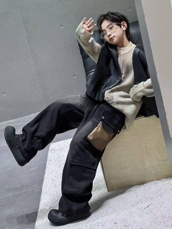 <<130-150>>酷黑撞色立體口袋加絨牛仔褲 