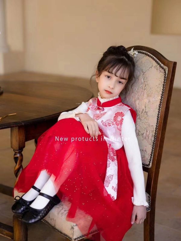 <<110-150>>花韻紅霞中式套裝 童裝禮服,紅色刺繡,復古風童裝,節日穿搭,中式風格,親膚面料,派對童裝,華麗禮服