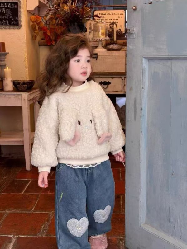 <<90-130>>軟糯抱抱兔羊羔絨上衣 