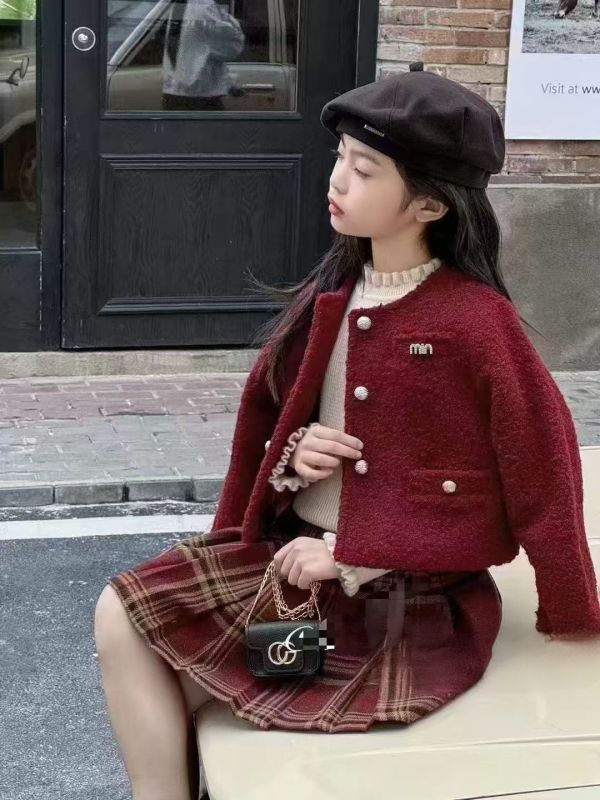 <<13-170>>高品質氣質小香風外套 