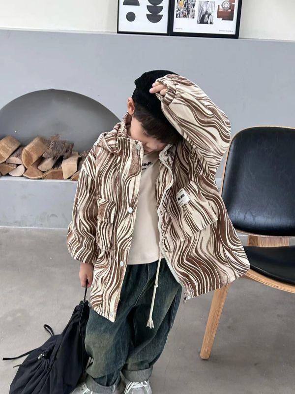 流線風潮立體紋理休閒夾棉外套 