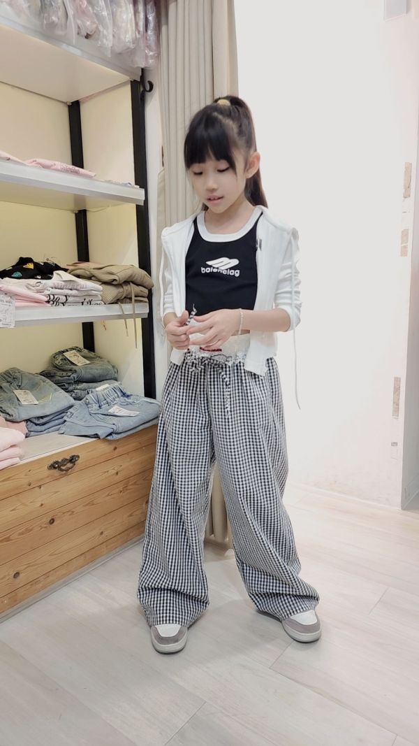 <<110-130>>甜酷格紋休閒寬褲 