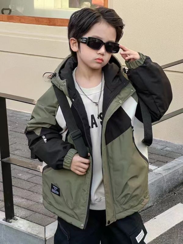 <<110-150>>拚色酷炫潮流夾棉外套 