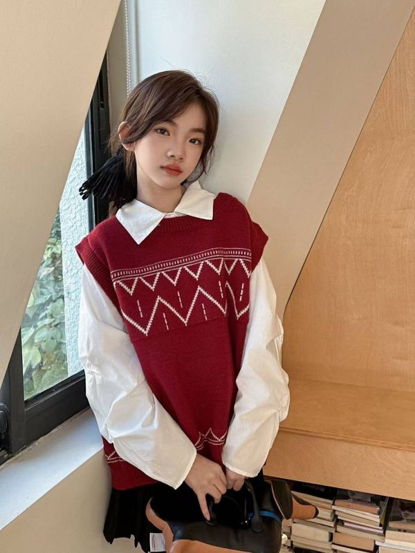 <<130-170>>俏皮學院風套裝(上衣+背心) 