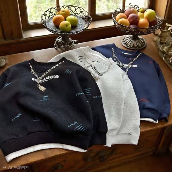 <<90-130>>塗鴉撕裂活力加絨上衣 