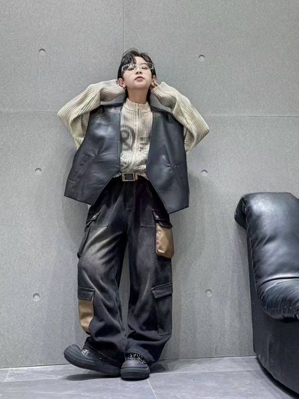 <<130-150>>酷黑撞色立體口袋加絨牛仔褲 