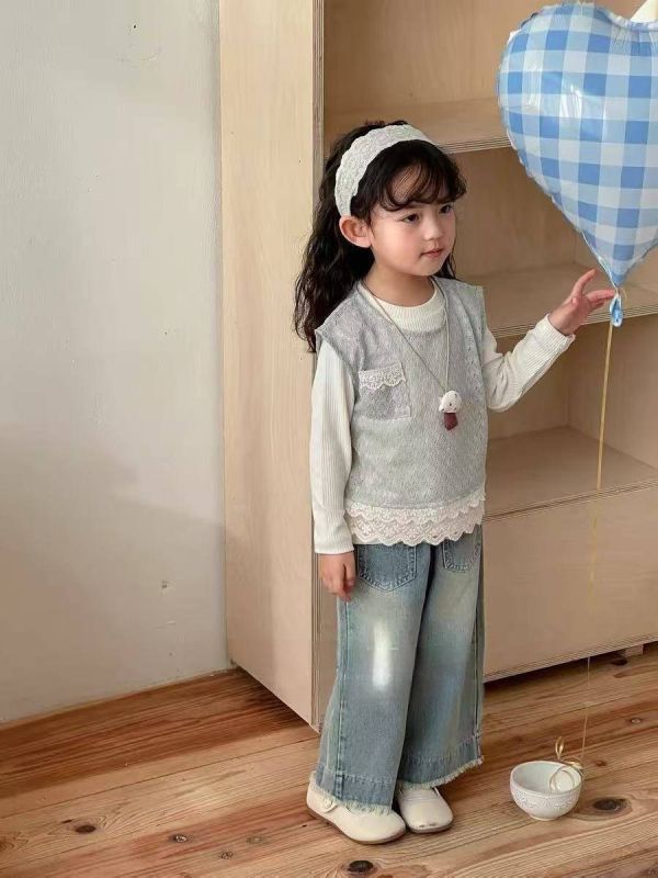 <<110-150>>幸福蕾絲甜美上衣(2色) 