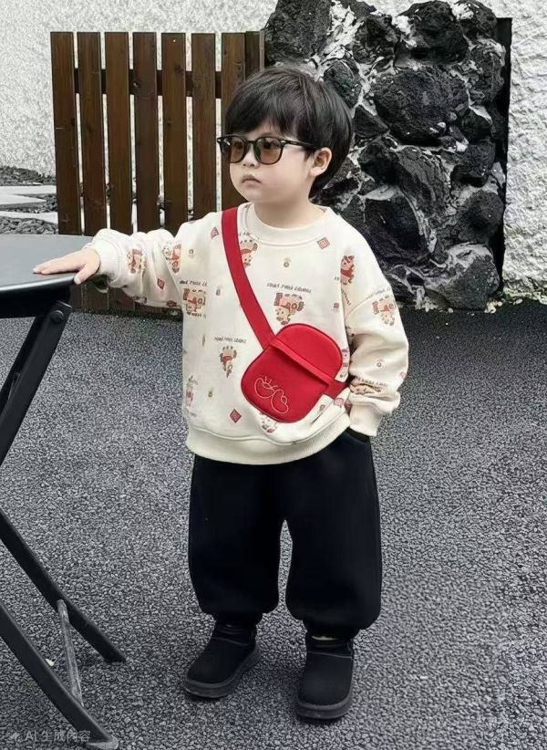 <<90-130>>俏皮馬洋氣加絨上衣 