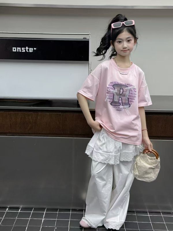 <<140-180>>粉漾青春休閒上衣 