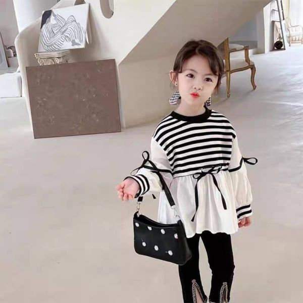 <<110-150>>俏皮學院蝴蝶結條紋上衣 