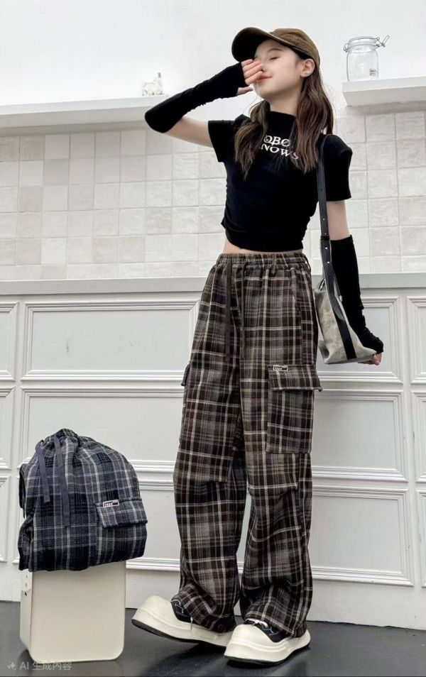 <<130-150>>復古學院風格子百搭加絨牛仔褲 