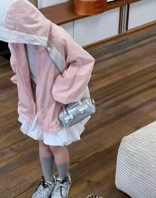 <<120-160>>粉白雲彩少女外套 