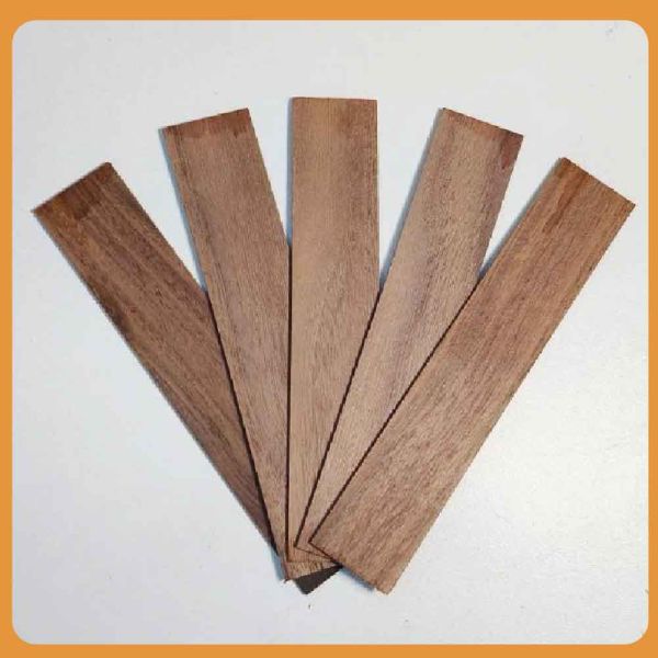 胡桃木｜薄木片｜牌子料｜薄木料｜書籤料｜雷雕木料｜木片｜貼片｜美術材料｜工藝材料｜創客材料｜DIY材料 胡桃木,薄木片,牌子料,薄木料,書籤料,雷雕木料,木片,貼片,美術材料,工藝材料,創客材料,DIY材料