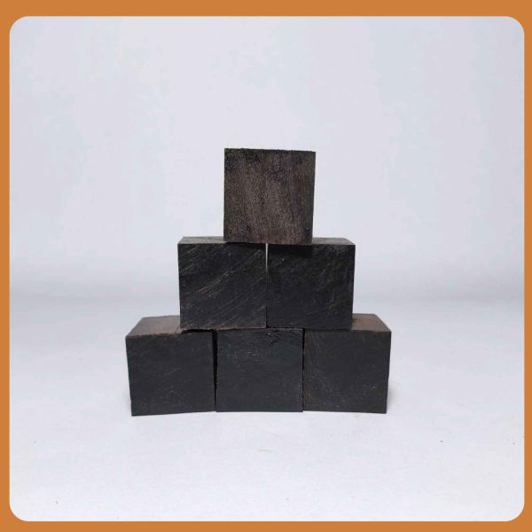 紫光壇木塊 多尺寸正方體 30入｜天然實木｜DIY手作材料 紫光壇木塊, 多尺寸木塊, 實木方塊, DIY手作材料, 模型木塊, 木工材料, 創客材料, 美術木塊, 正方體木塊, 天然紅花梨, 手作木頭方塊, 原木方塊