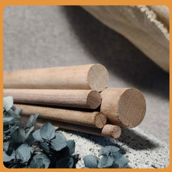 胡桃木圓棒30cm（5入）｜硬木圓棒｜原木棒｜白樺木棒｜木棍｜圓木棍｜美術材料｜工藝材料｜創客材料｜DIY材料 胡桃木圓棒,木棒,硬木圓棒,原木棒,白樺木棒,木棍,圓木棍,美術材料,工藝材料,創客材料,DIY材料