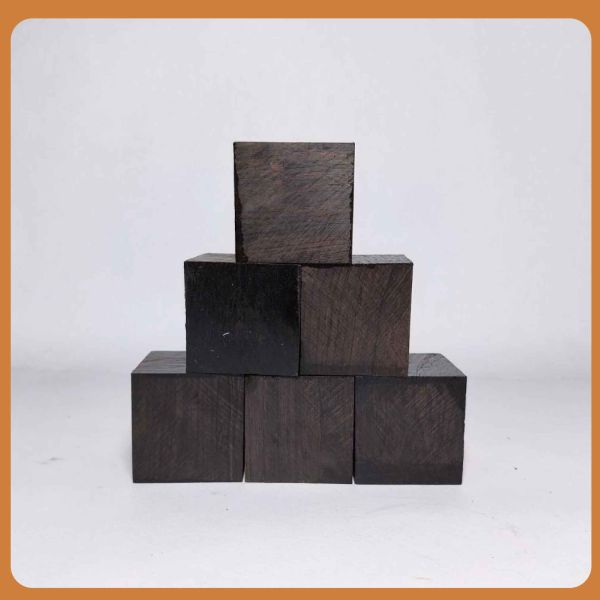紫光壇木塊 多尺寸正方體 30入｜天然實木｜DIY手作材料 紫光壇木塊, 多尺寸木塊, 實木方塊, DIY手作材料, 模型木塊, 木工材料, 創客材料, 美術木塊, 正方體木塊, 天然紅花梨, 手作木頭方塊, 原木方塊