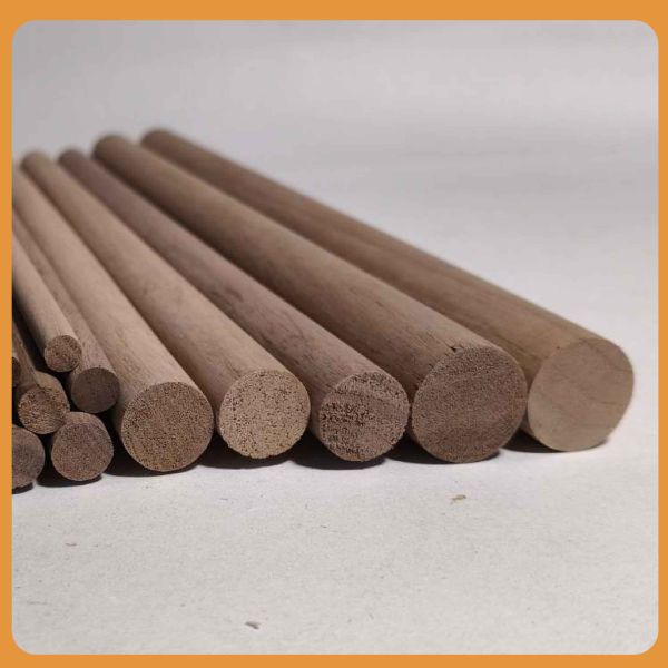 胡桃木圓棒30cm（5入）｜硬木圓棒｜原木棒｜白樺木棒｜木棍｜圓木棍｜美術材料｜工藝材料｜創客材料｜DIY材料 胡桃木圓棒,木棒,硬木圓棒,原木棒,白樺木棒,木棍,圓木棍,美術材料,工藝材料,創客材料,DIY材料
