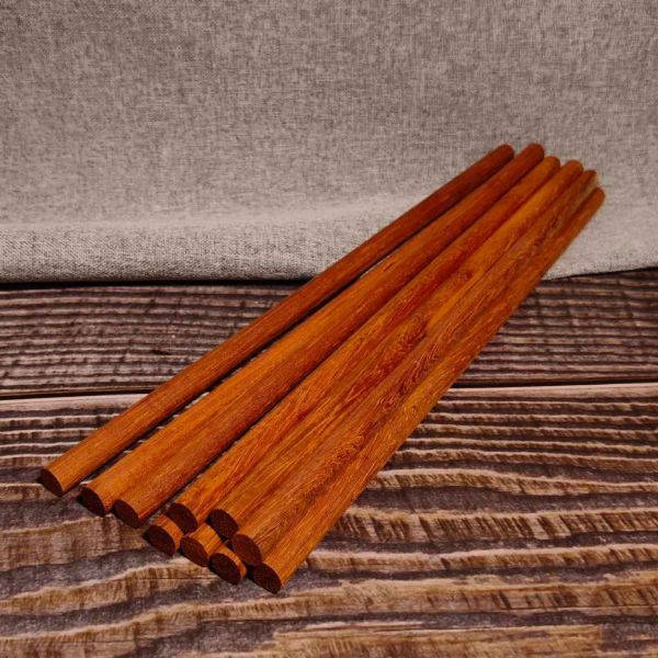 紅花梨木棒30cm（5入）｜硬木圓棒｜原木棒｜紅木棒｜木棍｜圓木棍｜美術材料｜工藝材料｜創客材料｜DIY材料 紅花梨,木棒,硬木圓棒,原木棒,實木棒,木棍,圓木棍,美術材料,工藝材料,創客材料,DIY材料
