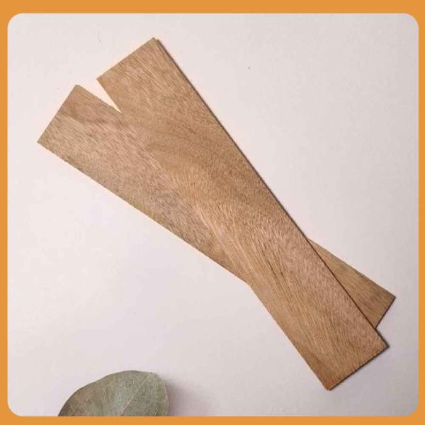 香樟｜薄木片｜牌子料｜薄木料｜書籤料｜雷雕木料｜木片｜貼片｜美術材料｜工藝材料｜創客材料｜DIY材料 香樟,薄木片,牌子料,薄木料,書籤料,雷雕木料,木片,貼片,美術材料,工藝材料,創客材料,DIY材料