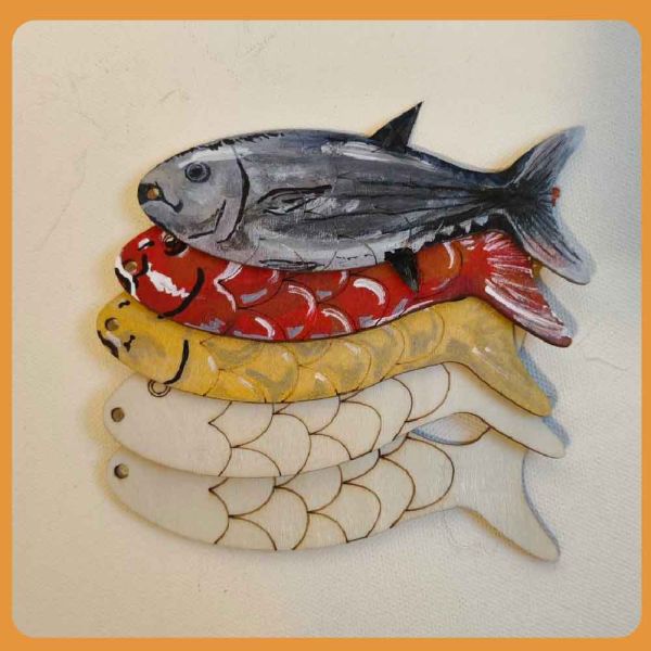 魚造型木片(5入) 附繩子｜雷切木片｜彩繪木片｜木牌｜吊牌 ｜親子勞作｜DIY手作｜美術工藝材料 魚造型木片,雷切木片,彩繪木片,木牌,吊牌,親子勞作,DIY手作,美術工藝材料