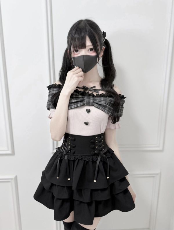 nekura你哭啦 愛心紐扣綁帶蝴蝶結三層高腰短裙 L碼 