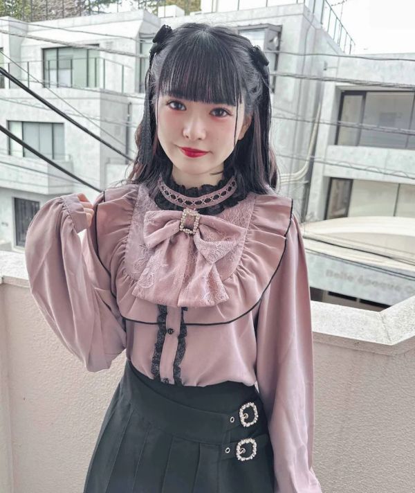 ROJITA 約克拼接設計大蝴蝶結上衣 粉色 / 長袖 / F碼 