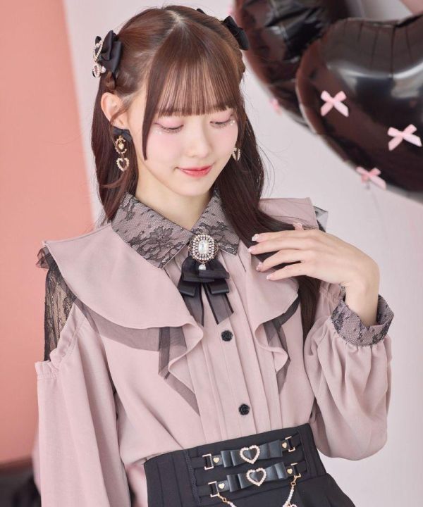 ROJITA 優愛同款 明天我會成為誰的女友 荷葉邊露肩襯衫 均碼 粉色 